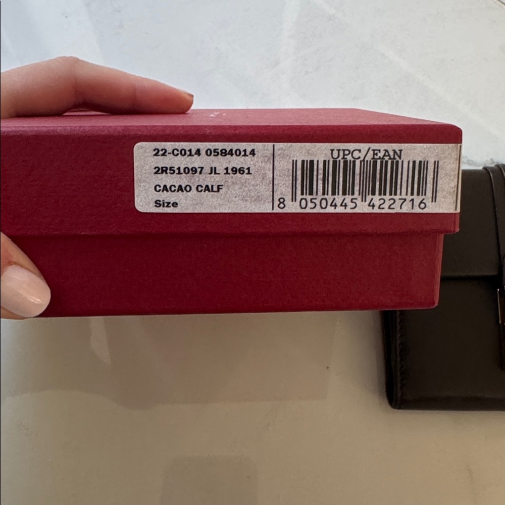 Salvatore Ferragamo wallet - Picture 2 of 7